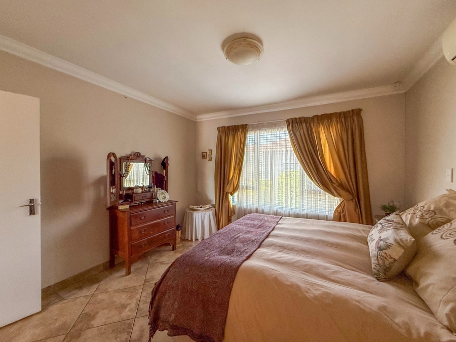 To Let 3 Bedroom Property for Rent in Melodie North West